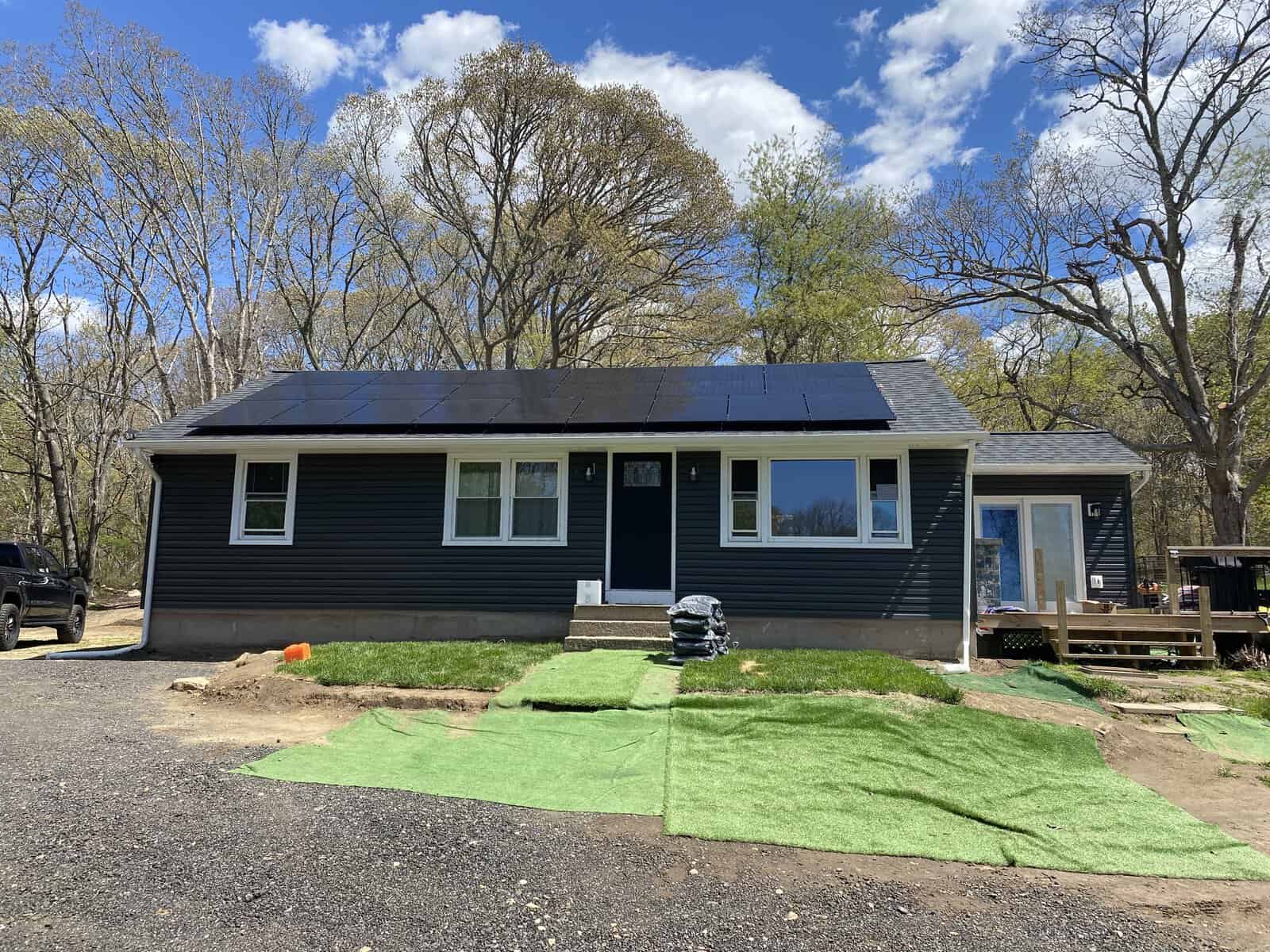 Residential solar installation by Evergreen Solar