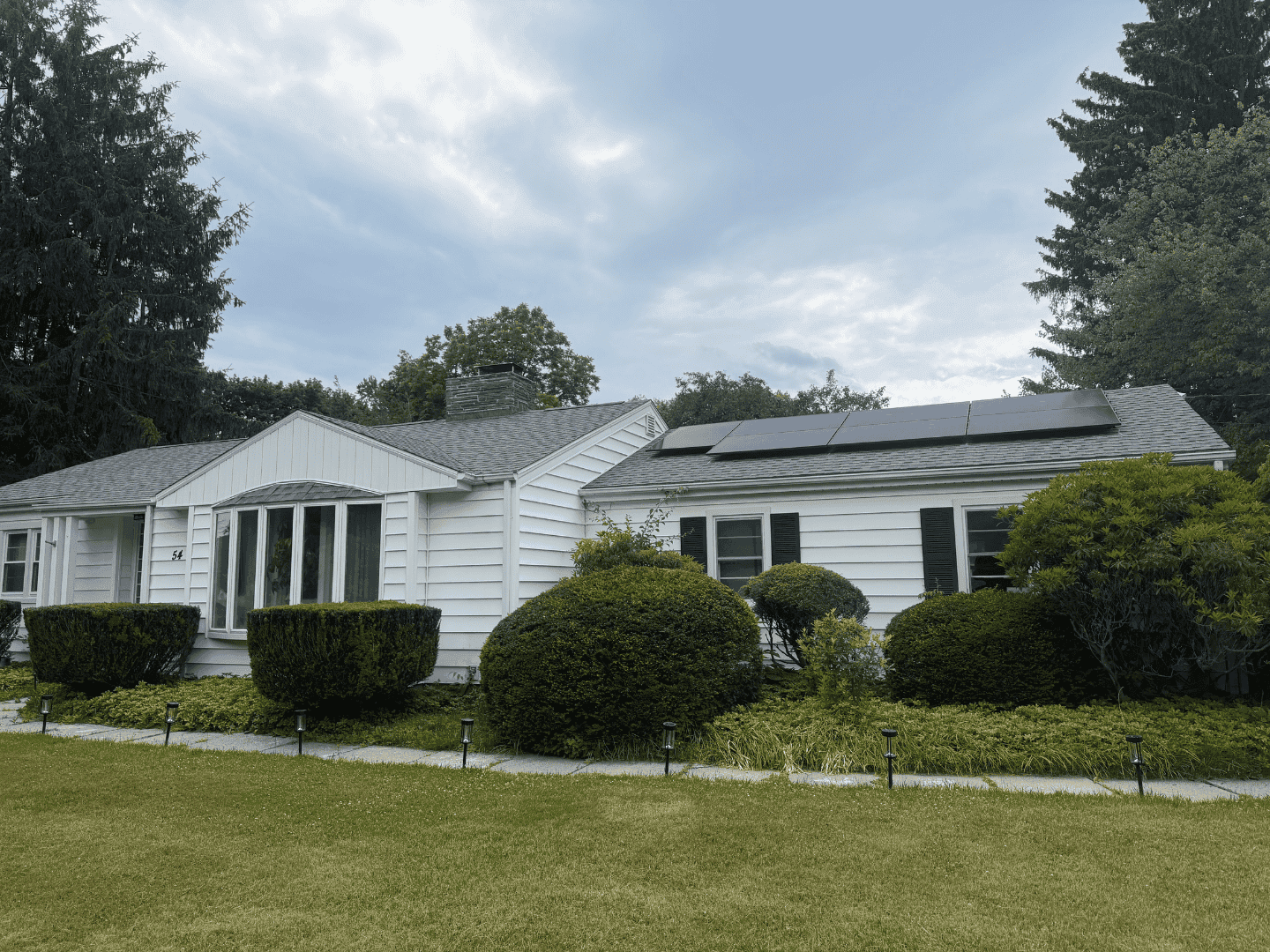 Residential solar installation by Evergreen Solar
