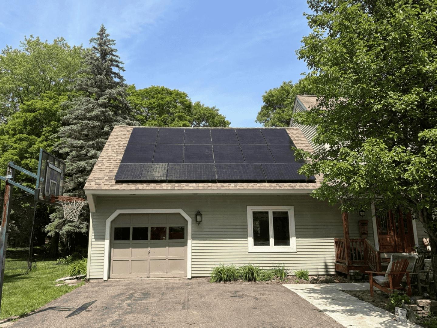 Residential solar installation by Evergreen Solar
