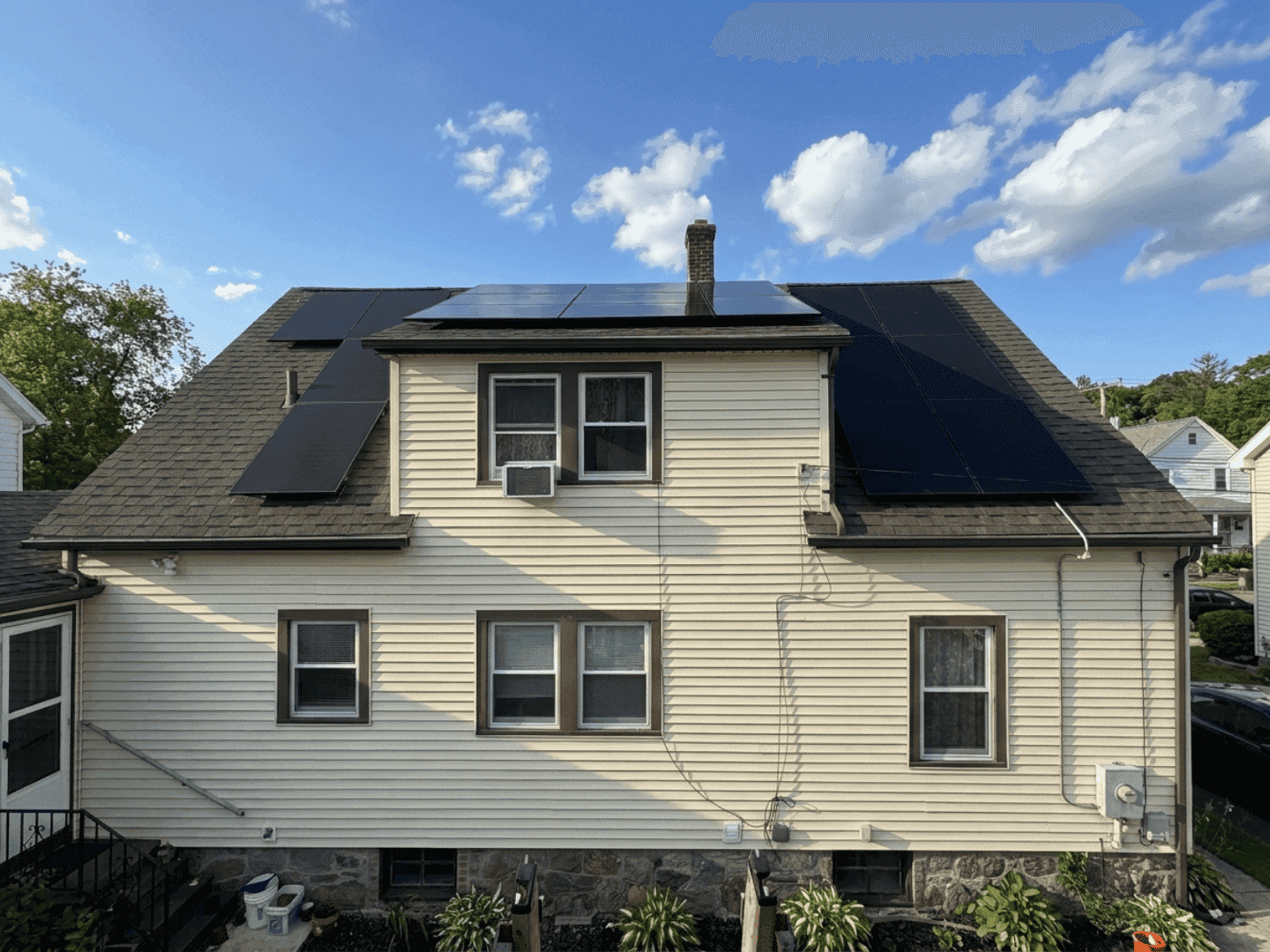 Residential solar installation by Evergreen Solar
