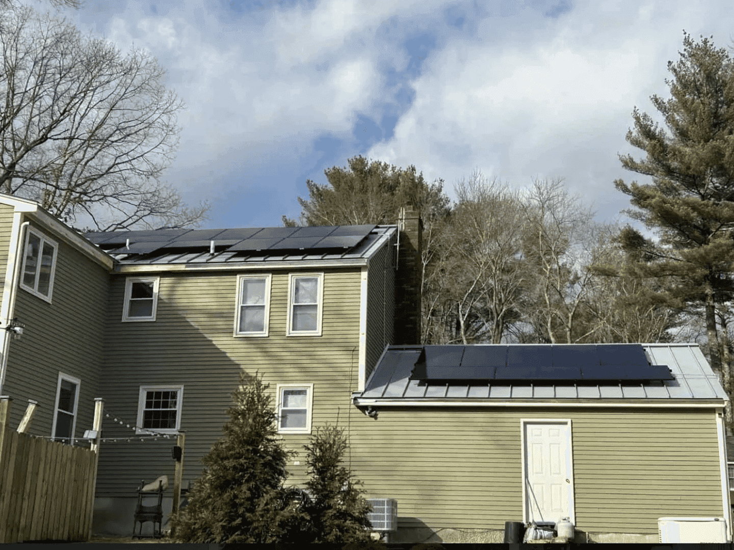 Residential solar installation by Evergreen Solar