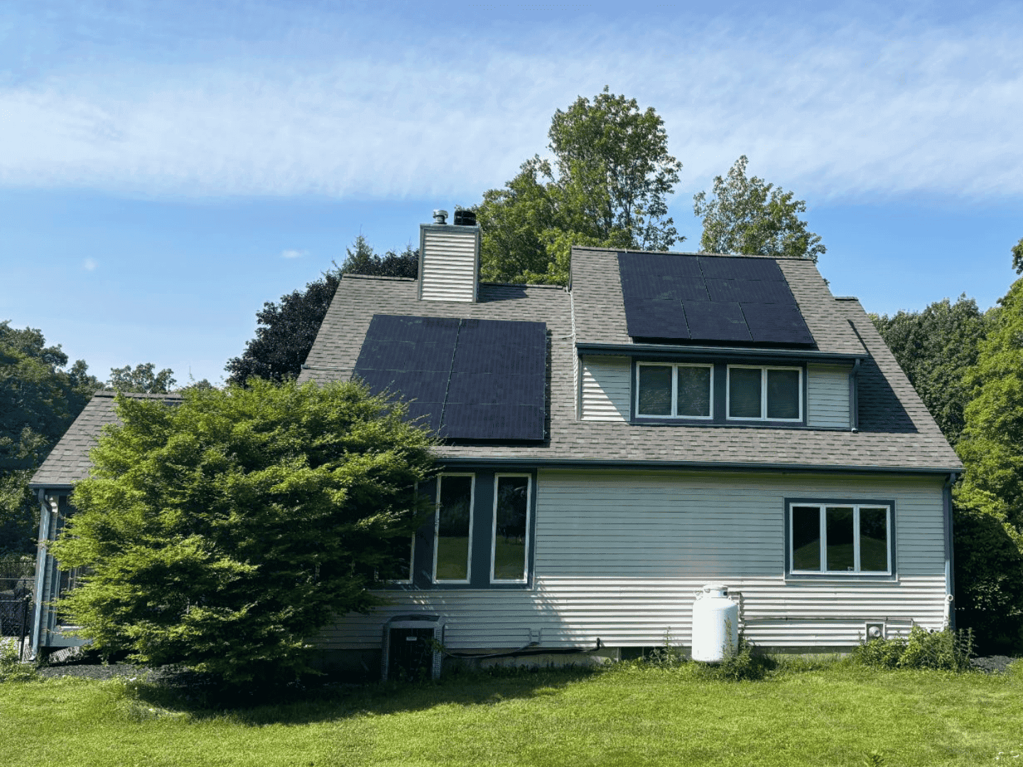 Residential solar installation by Evergreen Solar