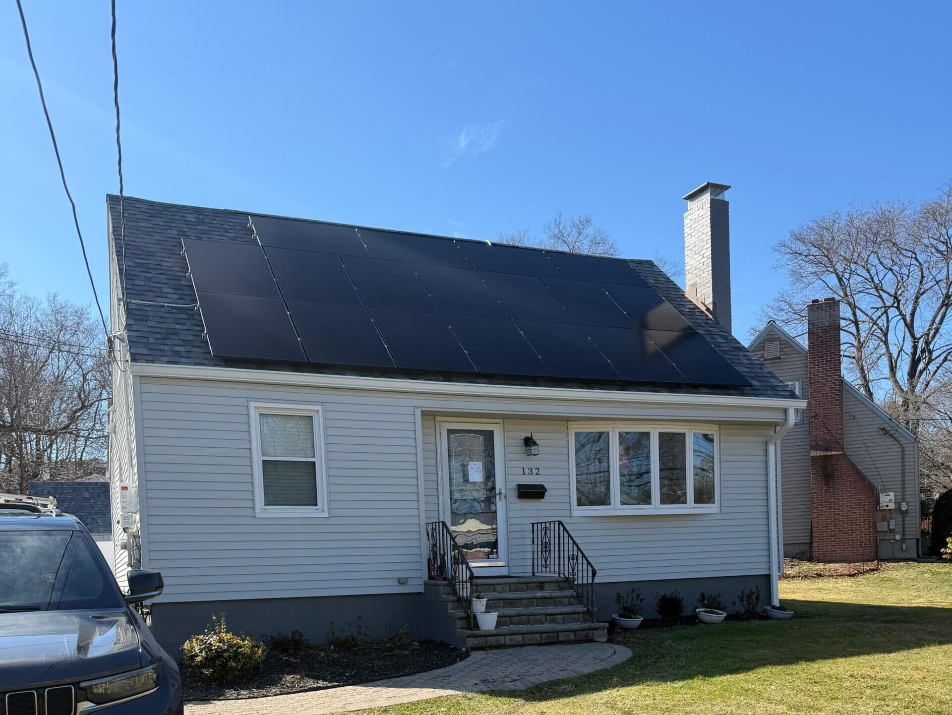 Residential solar installation by Evergreen Solar